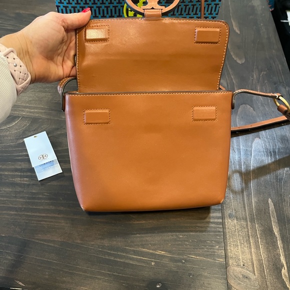 Tory Burch Miller Metal  Crossbody Bag - Picture 5 of 16